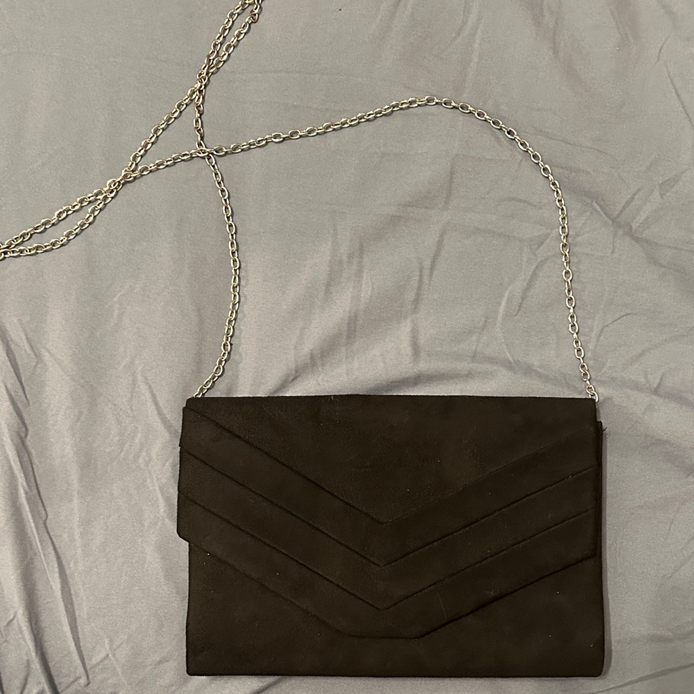 Chic Black Chain Clutch